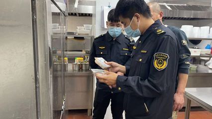 江蘇省儀征市市場監(jiān)管局開展醫(yī)療機(jī)構(gòu)食品安全專項(xiàng)檢查，保障食品經(jīng)營安全